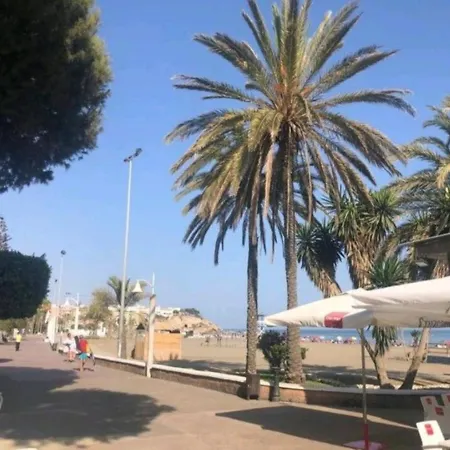 公寓 Water Front Beach Apt A